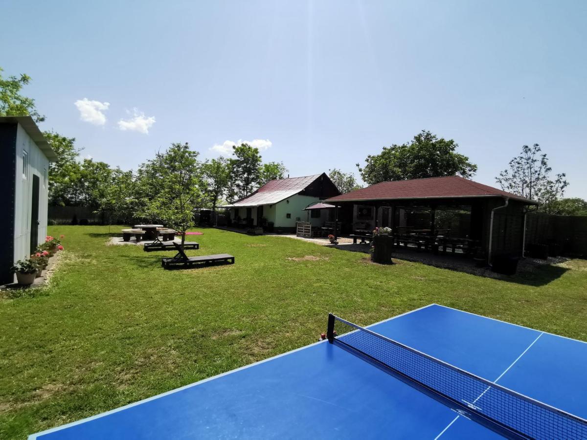 Ferienwohnung Berko Vendeghaz Rakoczifalva Exterior foto