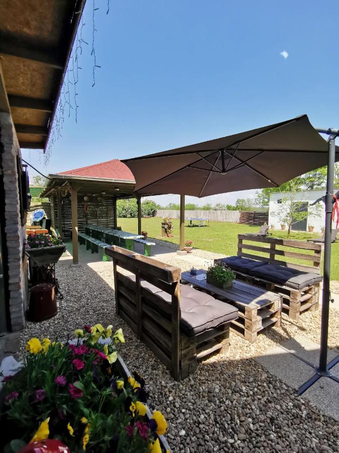 Ferienwohnung Berko Vendeghaz Rakoczifalva Exterior foto